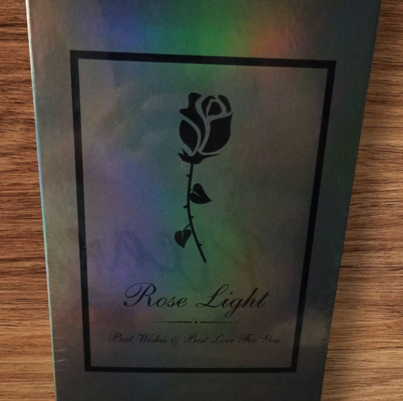 Elegant Glass Dome Roses (Mother's Day Gift Idea) - Picture 4 of 4